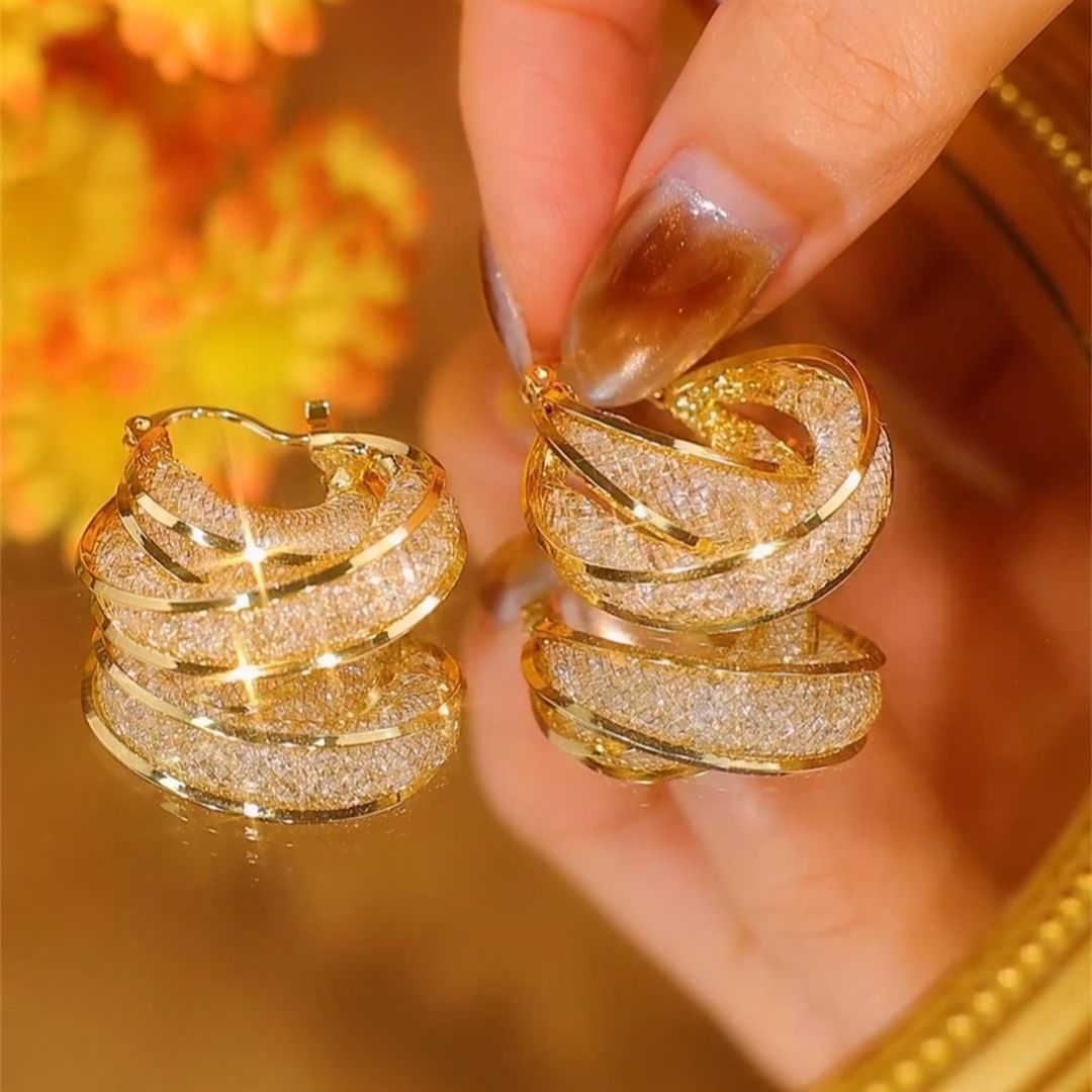 Women's Winding Gold Wire Mesh Grandeur Design Earrings