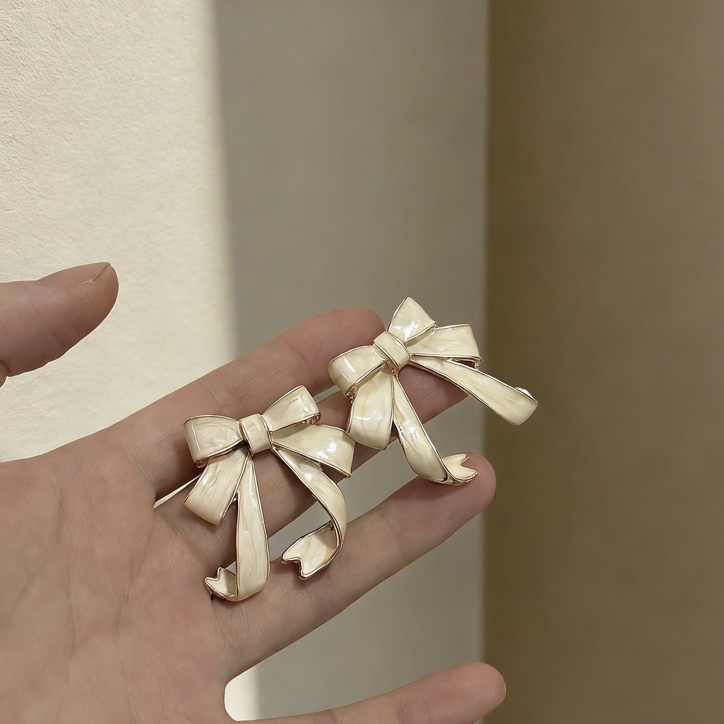 Women's Sweet Satin Bow Ribbon For Exquisite Earrings