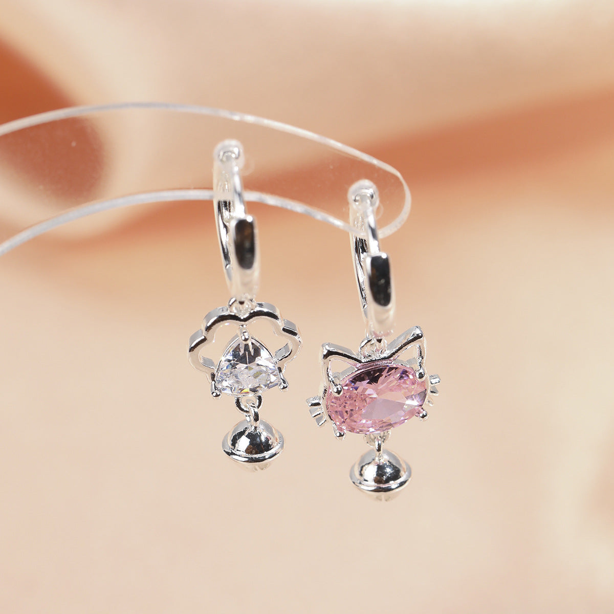 Cat Claw Crystal Creative Irregular Shaped Sier Needle Earrings