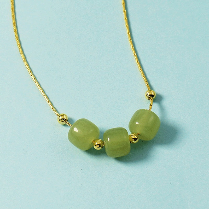 Women's Beads Niche Design Clavicle Chain High-grade Light Necklace