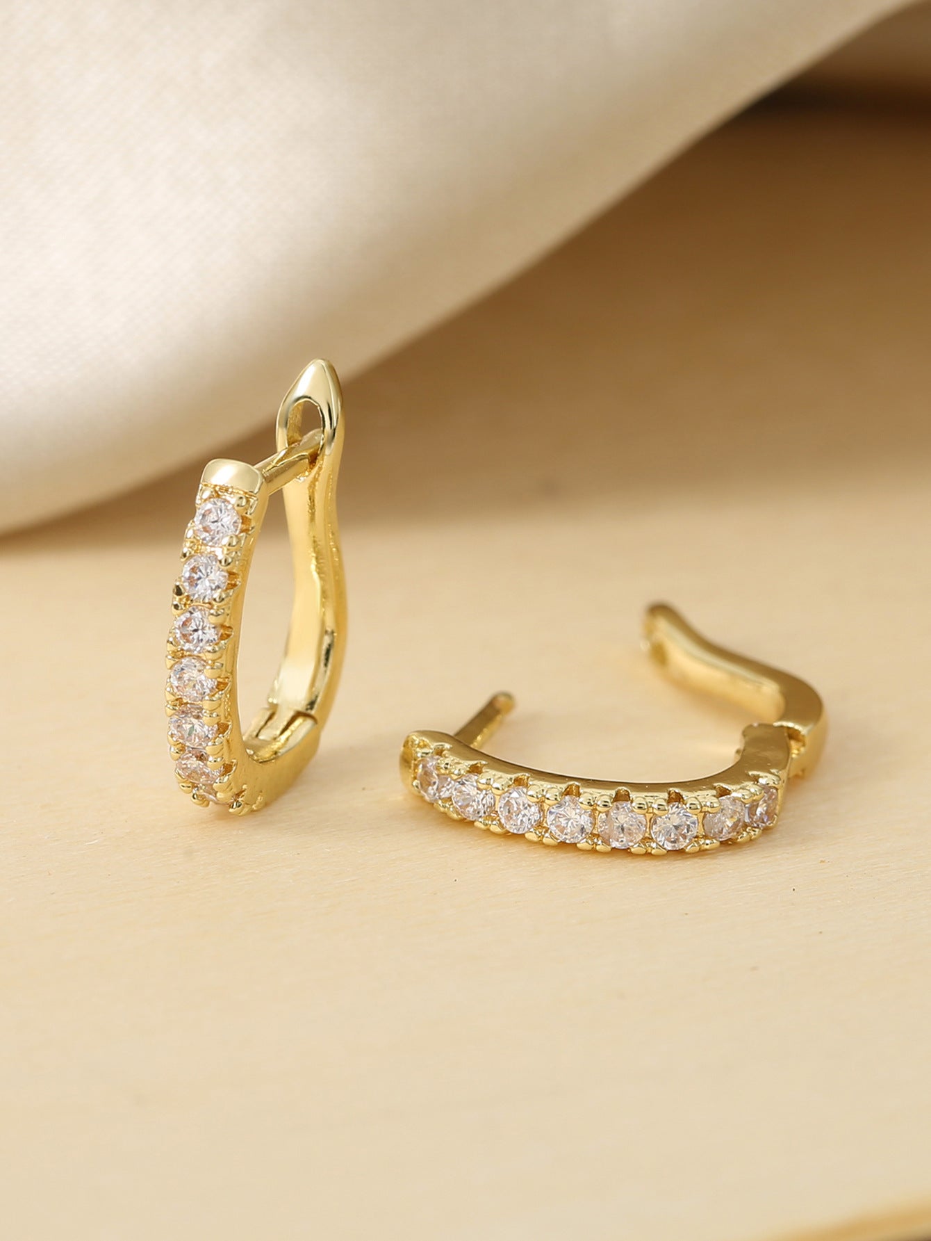 Ear Clip Light Luxury Colorful Zircon Temperament Stud Earrings