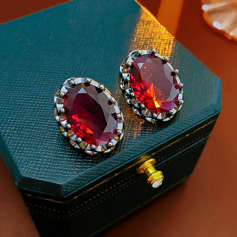 Women's Palace Style Sier Flower Light Luxury High-grade Design Sense Earrings