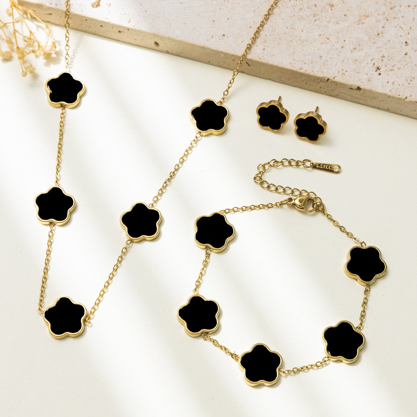 Parthenocissus Grass Flower Titanium Steel Color Retaining Light Luxury Straight Jewelry Set