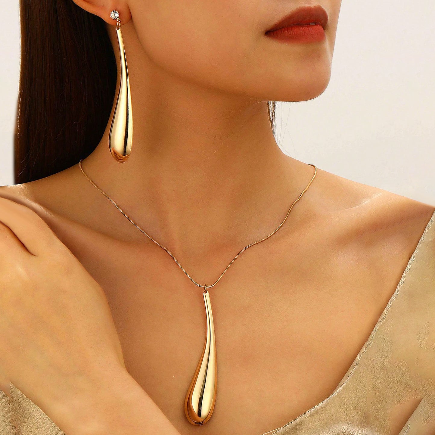 Exaggerated Punk Big Water Drop Ear Fashion Trend Short Jewelry Set