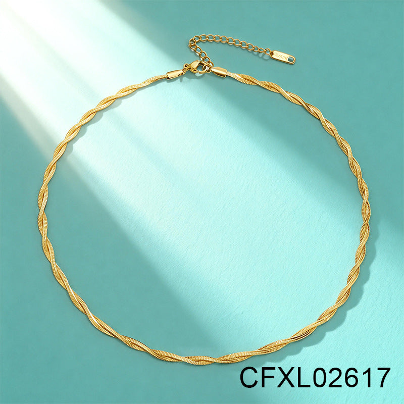 Women's Light Luxury High-grade Titanium Steel Simple Geometric Necklace