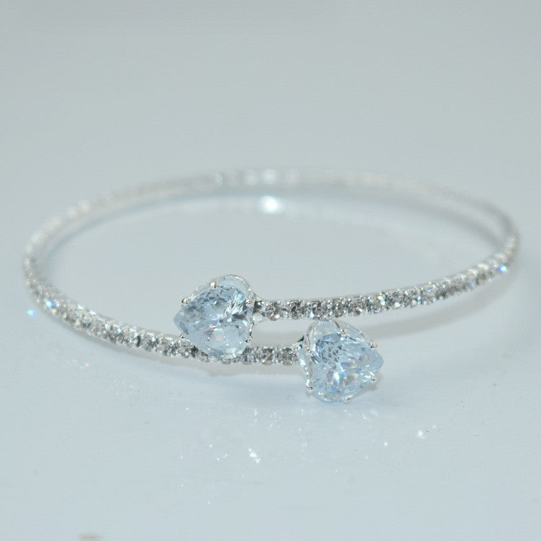 Zircon Simple Heart-shaped Super Shiny Design Fashionable Elegant High-grade Clavicle Necklaces