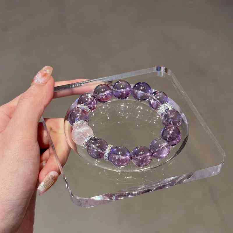 Women's High-grade White Artificial Citrine Fashionable Bracelets