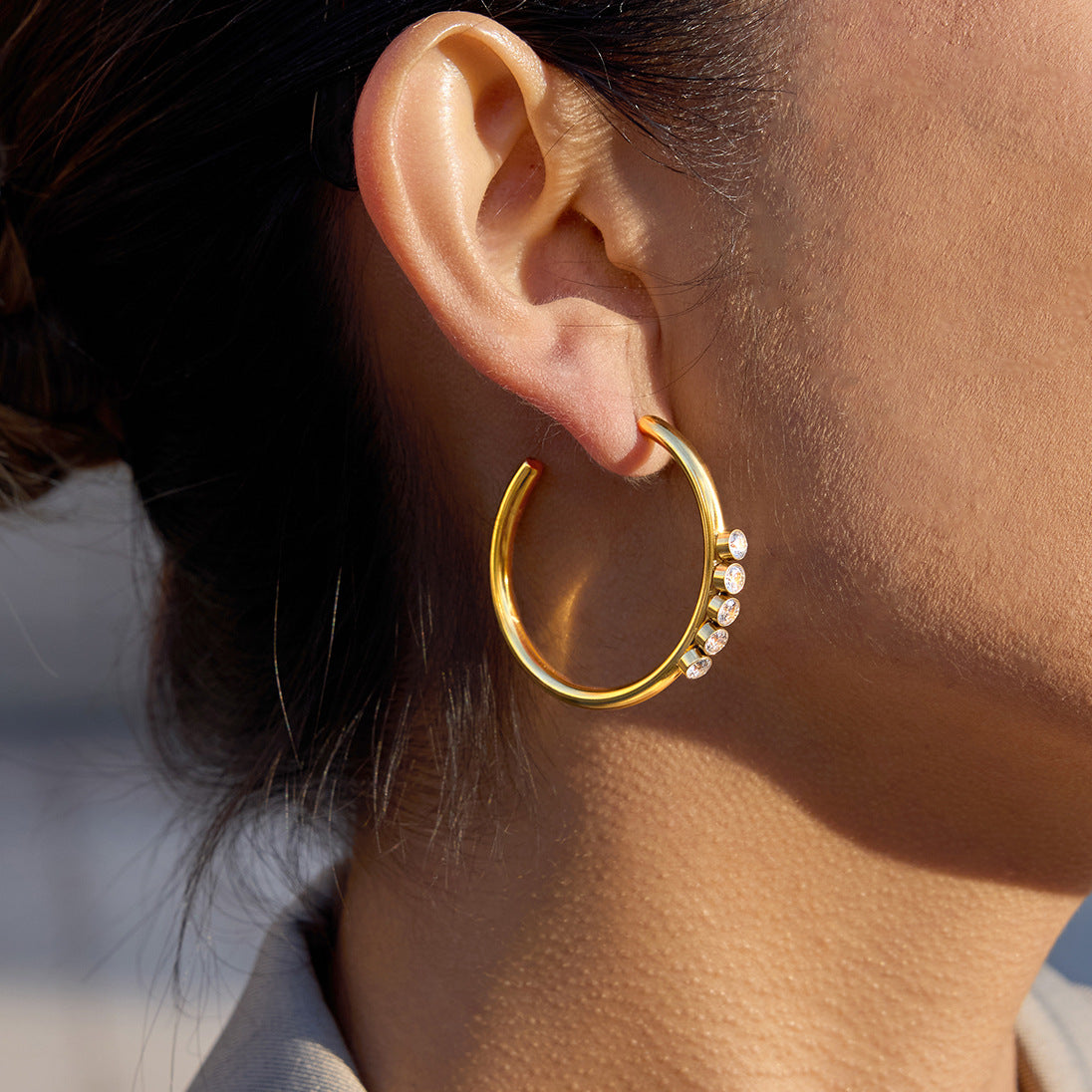 Stainless Steel Zircon Type Ear Light Earrings