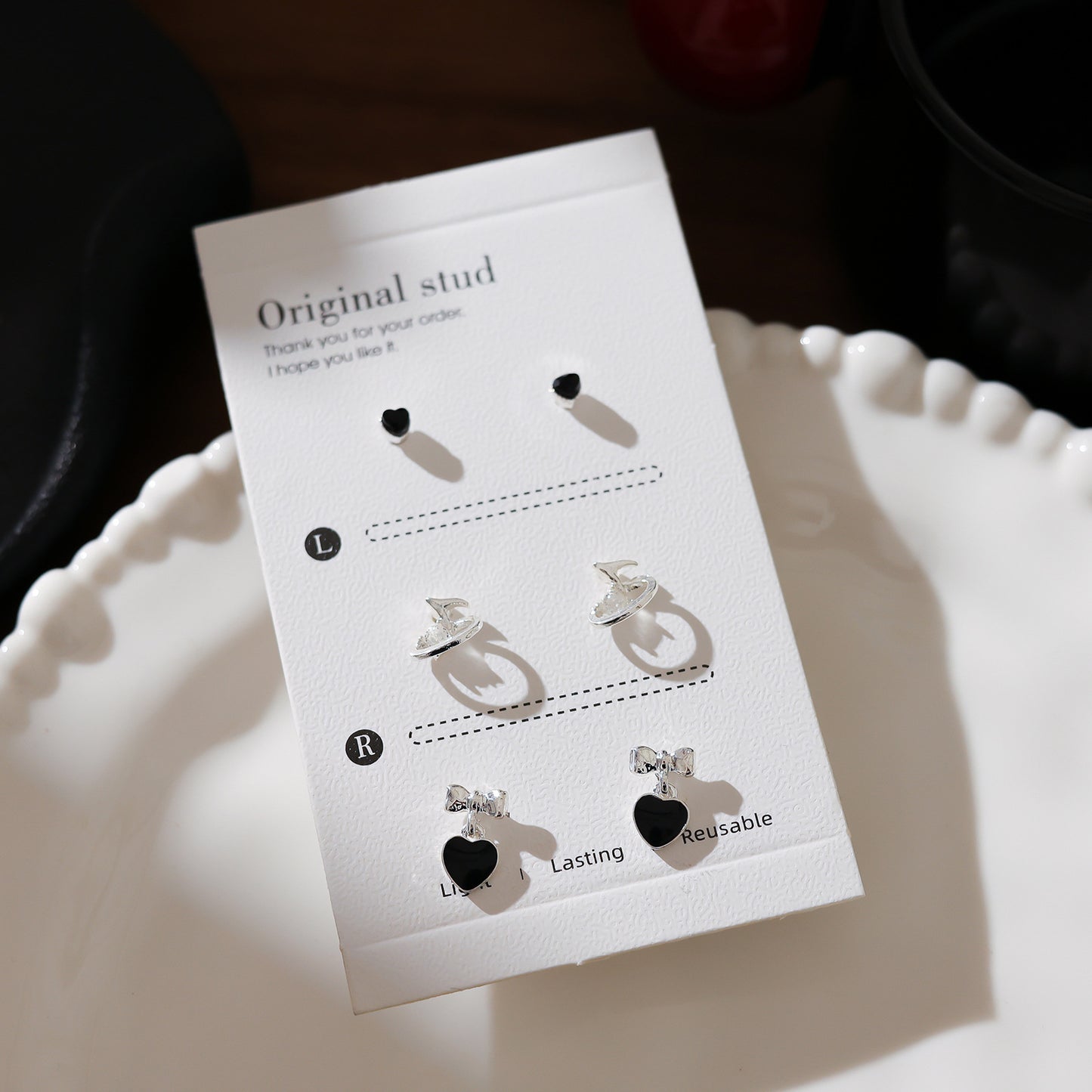 Elegant Black Series Earings Simple Personalized Stud Earrings