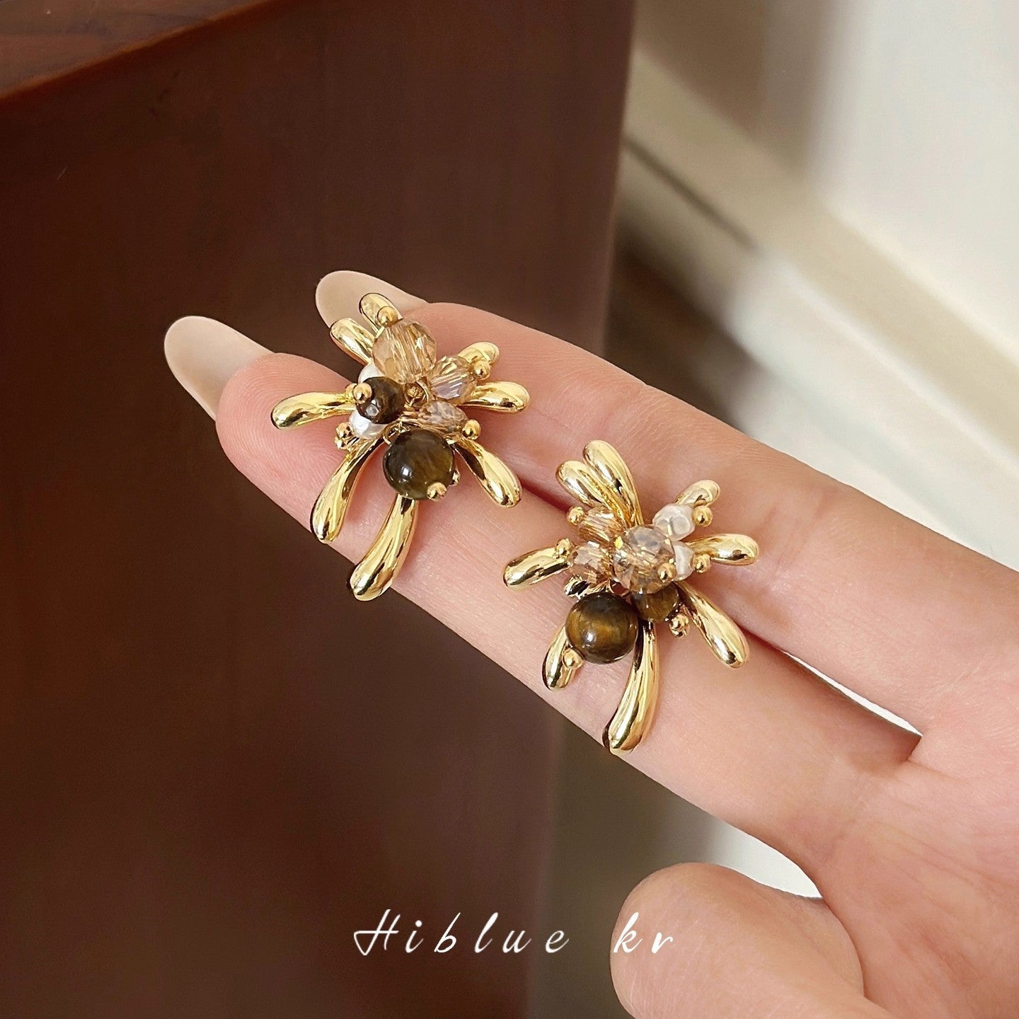 Women's Stone Ear Graceful Geometric Love High-grade Earrings