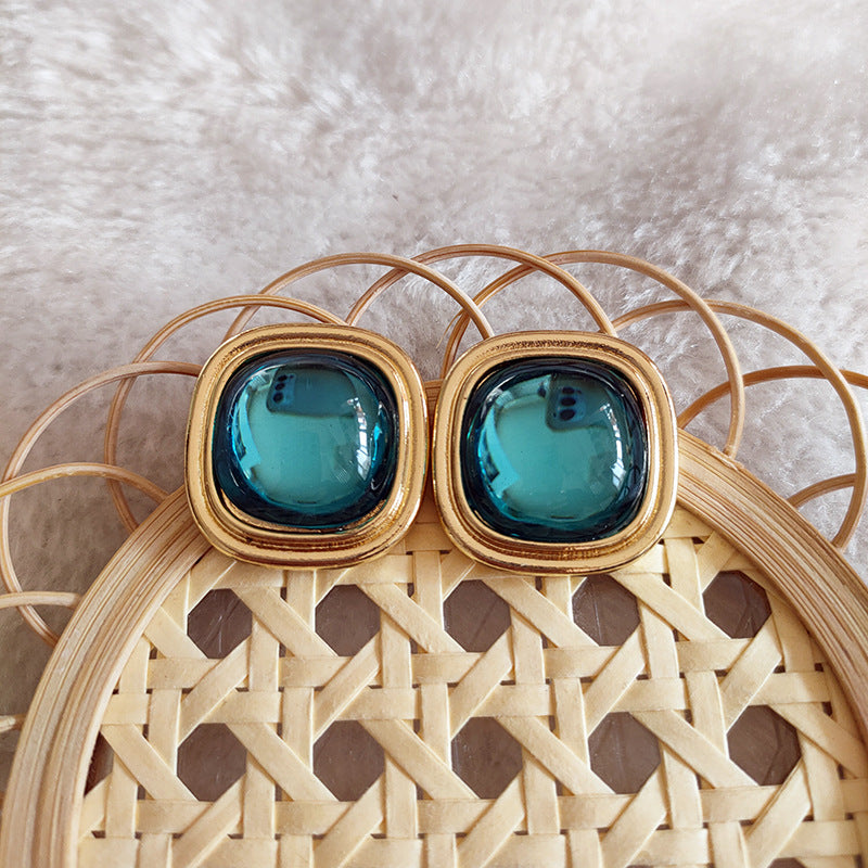 Women's Classic Style Medieval Geometric Amber Light Green Ear Clip Earrings