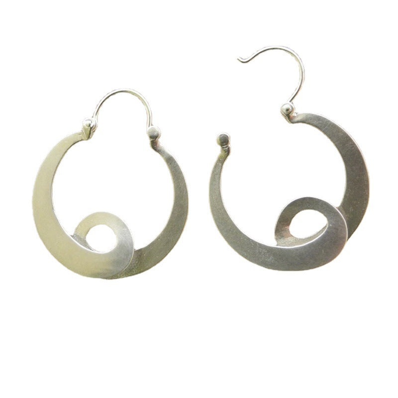 Curved Metal Ear Retro Hollow Curly Ancient Earrings