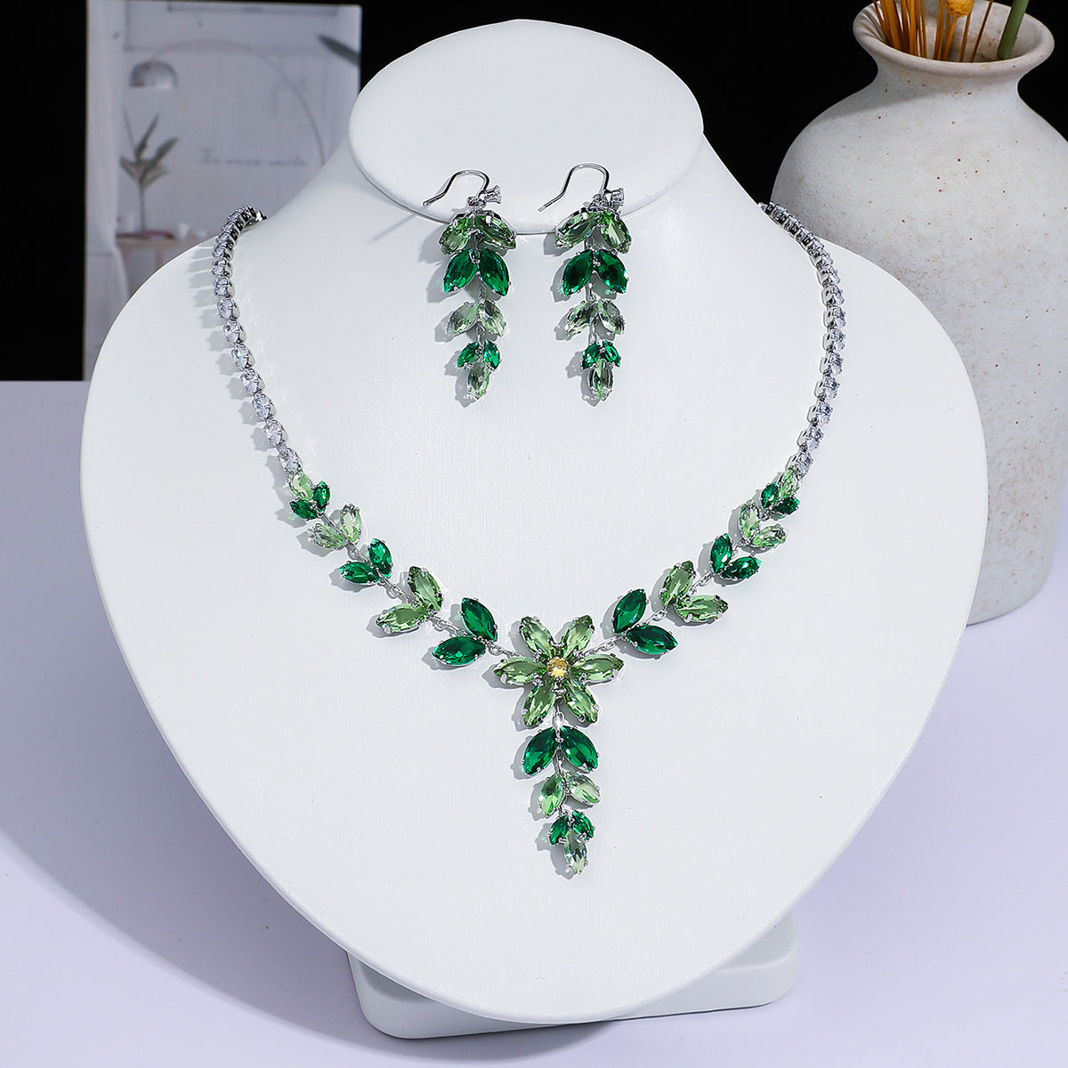 Full Diamond Drop-shaped Temperament The Dinner Party Jewelry Set