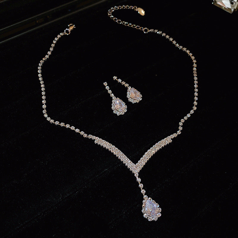 Diamond Geometric Suite Light Luxury Clavicle Jewelry Set