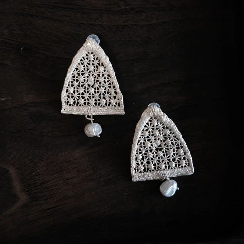 Women's Lace Shaped Eardrops For Niche Design Earrings