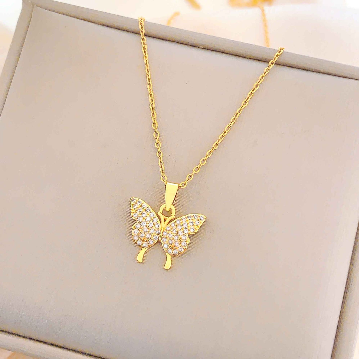 Women's Cute Graceful Titanium Steel Versatile High-grade Necklaces