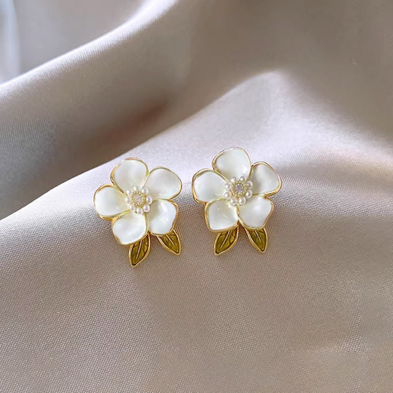 Inlaid Zircon Flower Elegant High-grade Pearl Earrings
