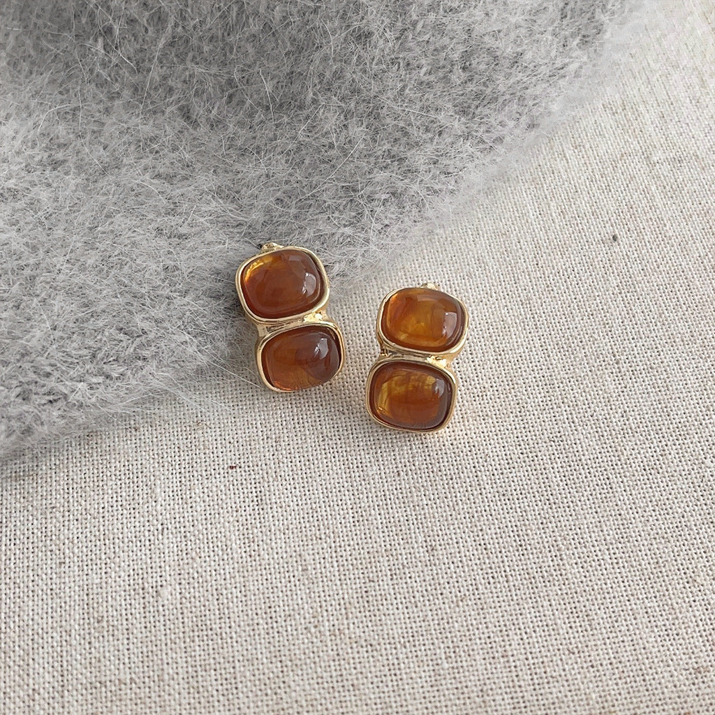 Women's Retro Amber Style Elegant Brown Dripping Earrings