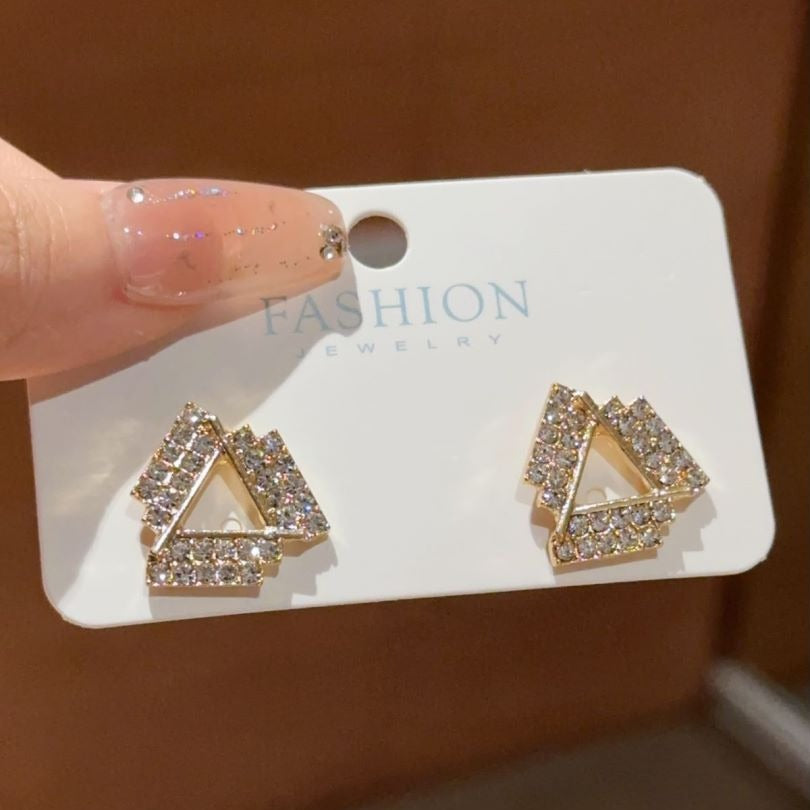 High-grade Light Luxury Rhinestone Fashionable Temperamental Triangle Stud Earrings