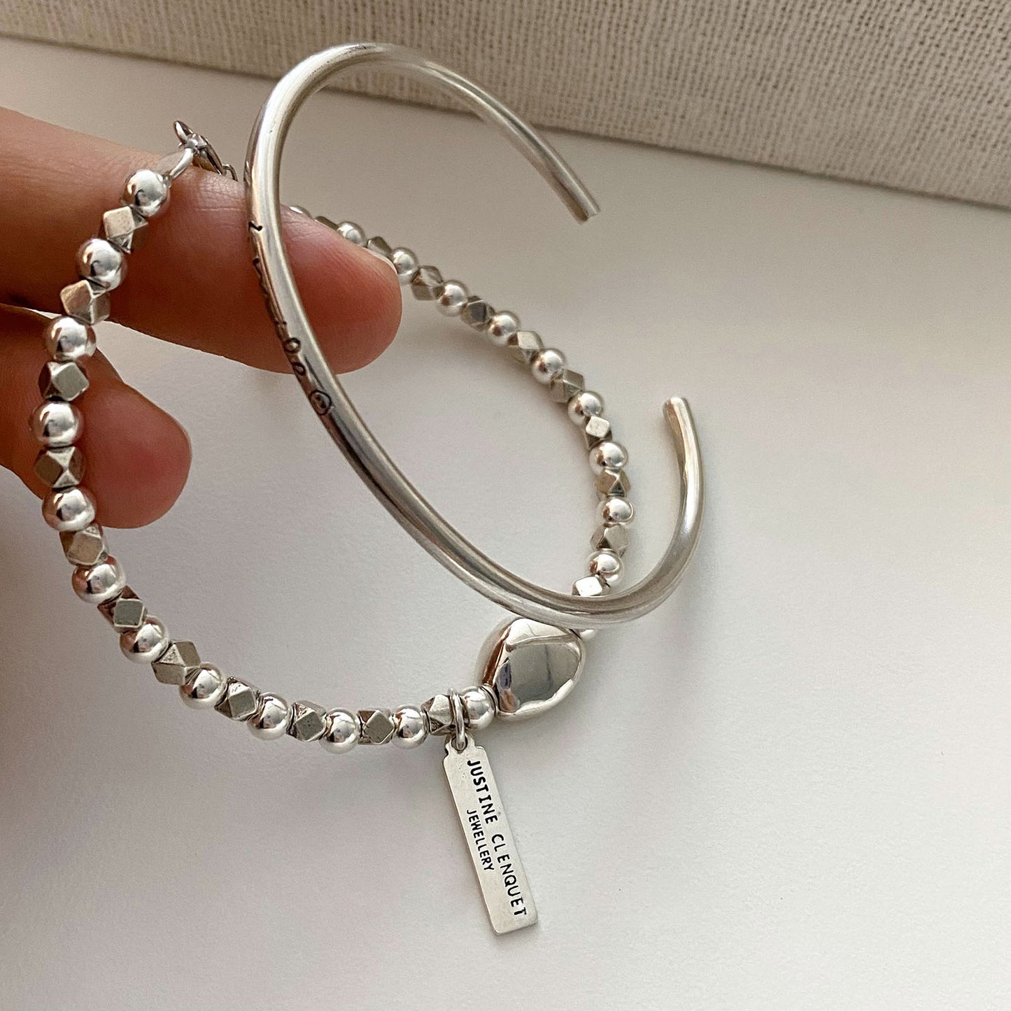 Women's Design Smiling Face Simple Personalized Cold Bracelets