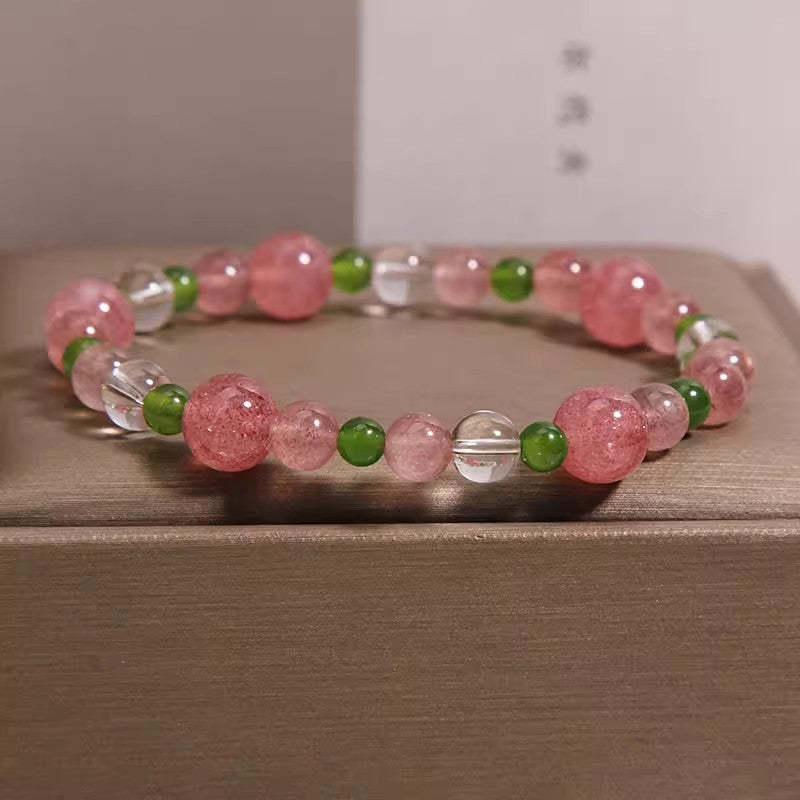 Women's Natural Strawberry Green Agate Mild Luxury Retro Bracelet