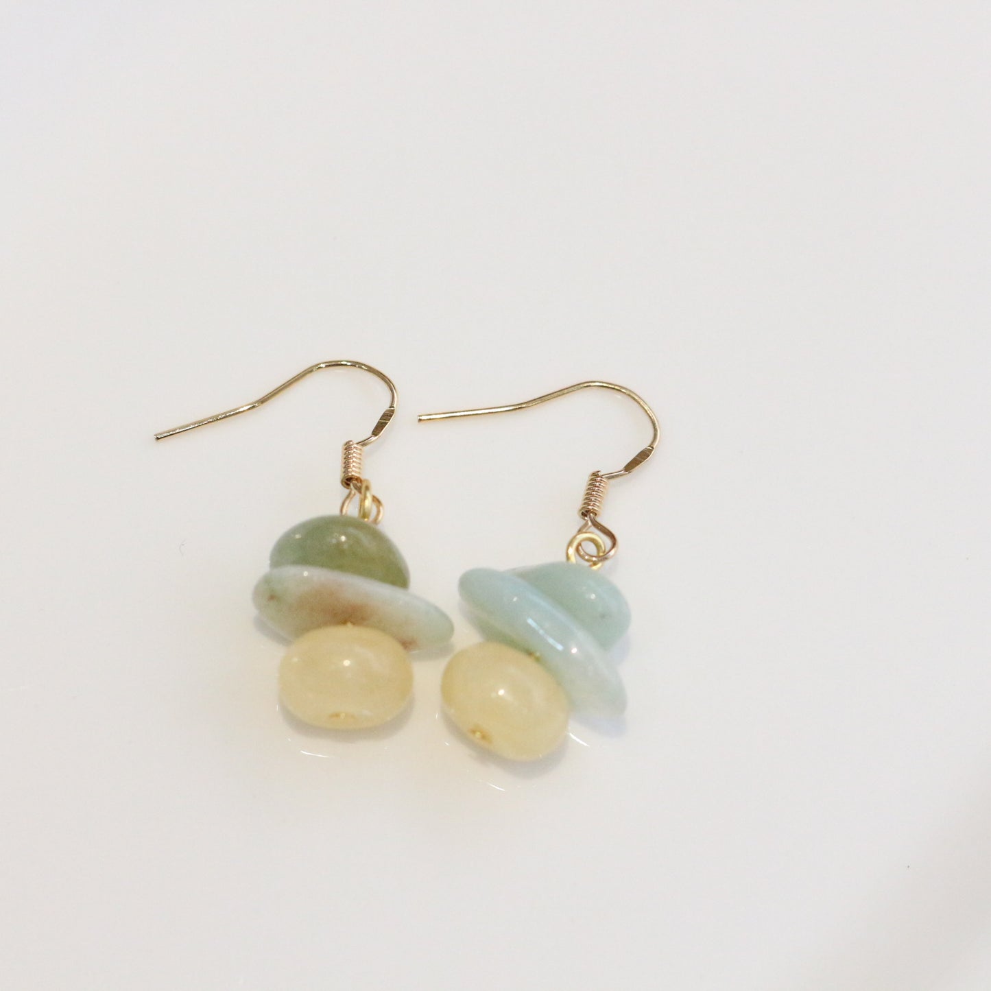 Crystal Simplicity Contrast Color Dopamine Matching Ear Hook