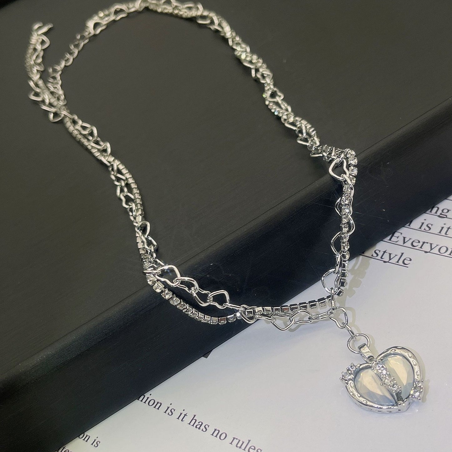 Niche Design Rhinestone Love Chain Heart-shaped Necklaces