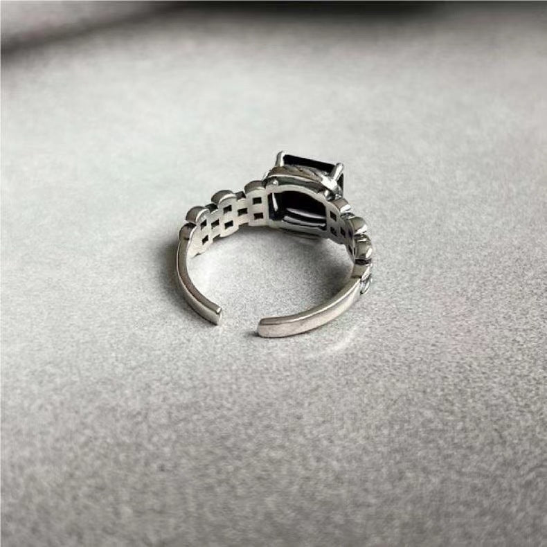 Women's Opening Design Minimalist Vintage Black Diamond Fashion Rings