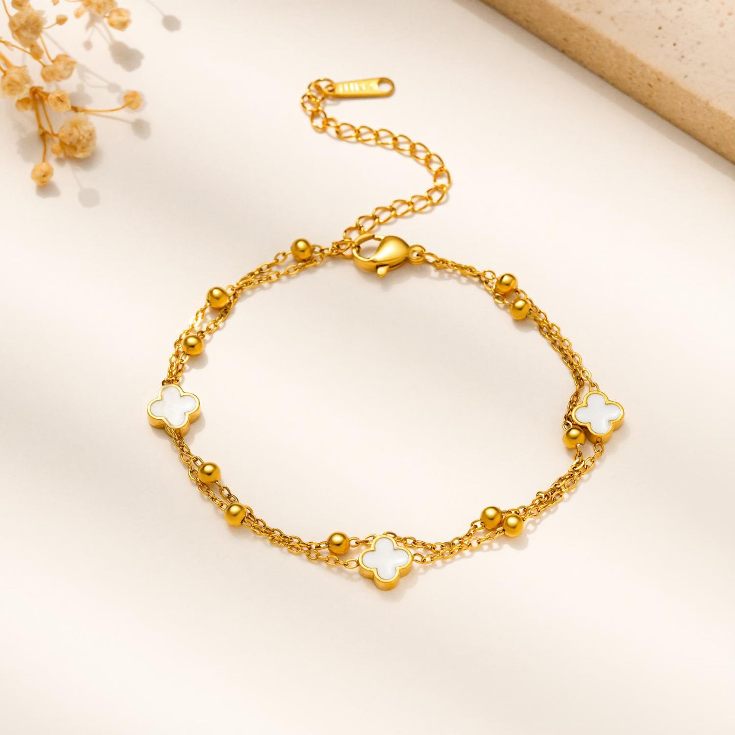 Four-leaf Clover Gold Vacuum Vapor Plating Drip High Fashion Stainless Bracelet