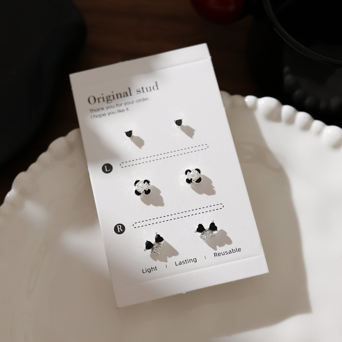 Elegant Black Series Earings Simple Personalized Stud Earrings