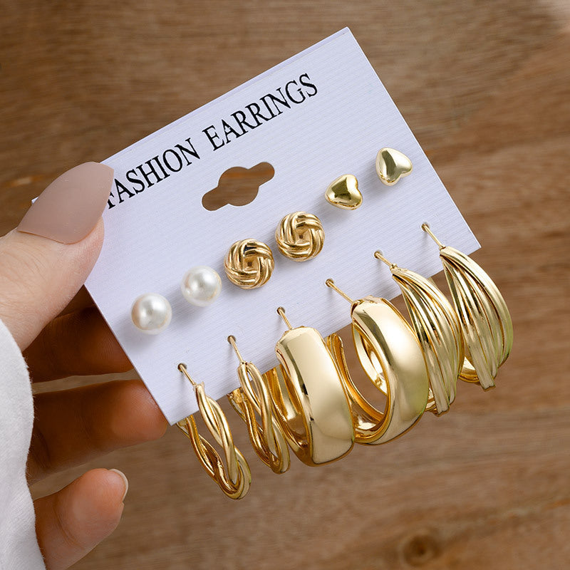 Women's Retro Gold Geometric Suit Fashion Pearl With Earrings