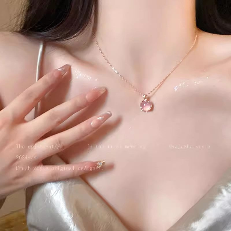 Luxury Minority Design Cold Wind Temperament Necklaces