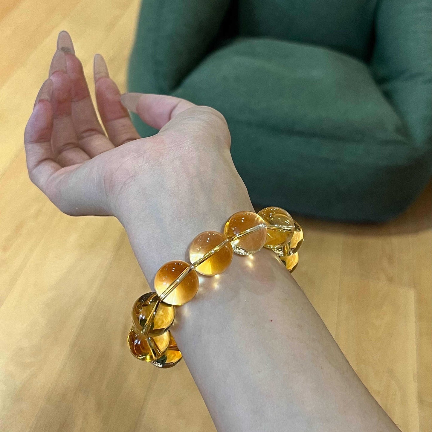 Women's High-grade White Artificial Citrine Fashionable Bracelets
