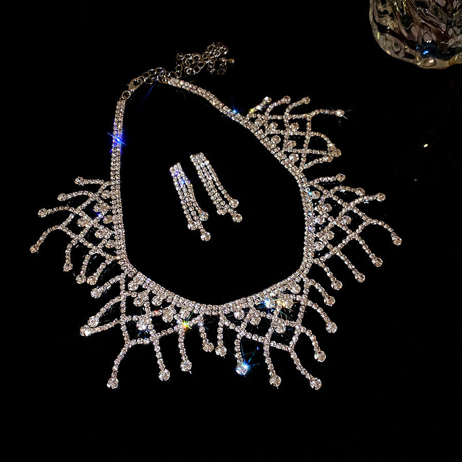 Women's Exquisite Clavicle Chain Light Luxury High-grade Earrings