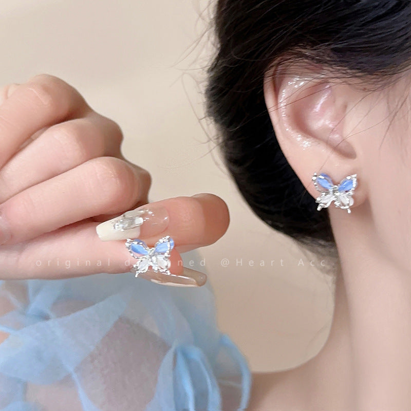 Pearl Female Style High Sense Niche Temperament Earrings