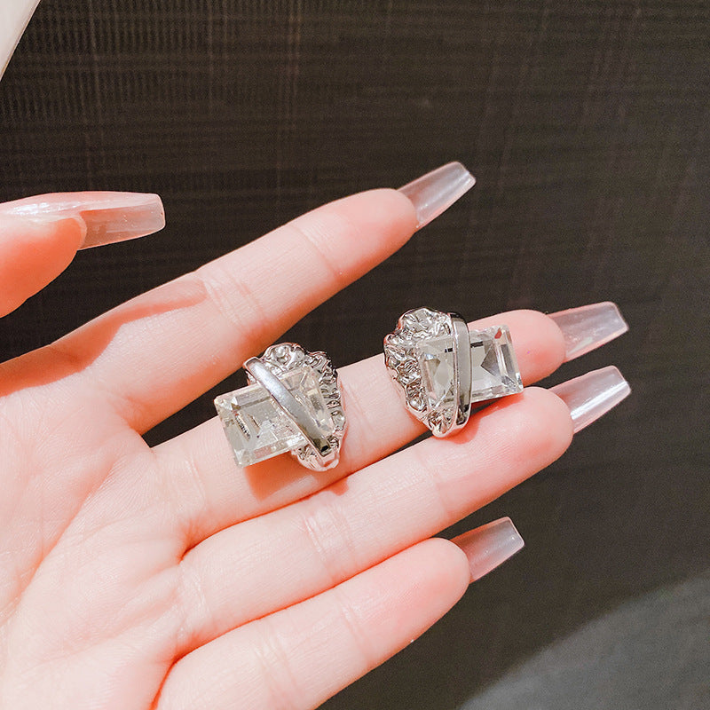 Women's Style Light Luxury High-grade Crystal Elegant Earrings