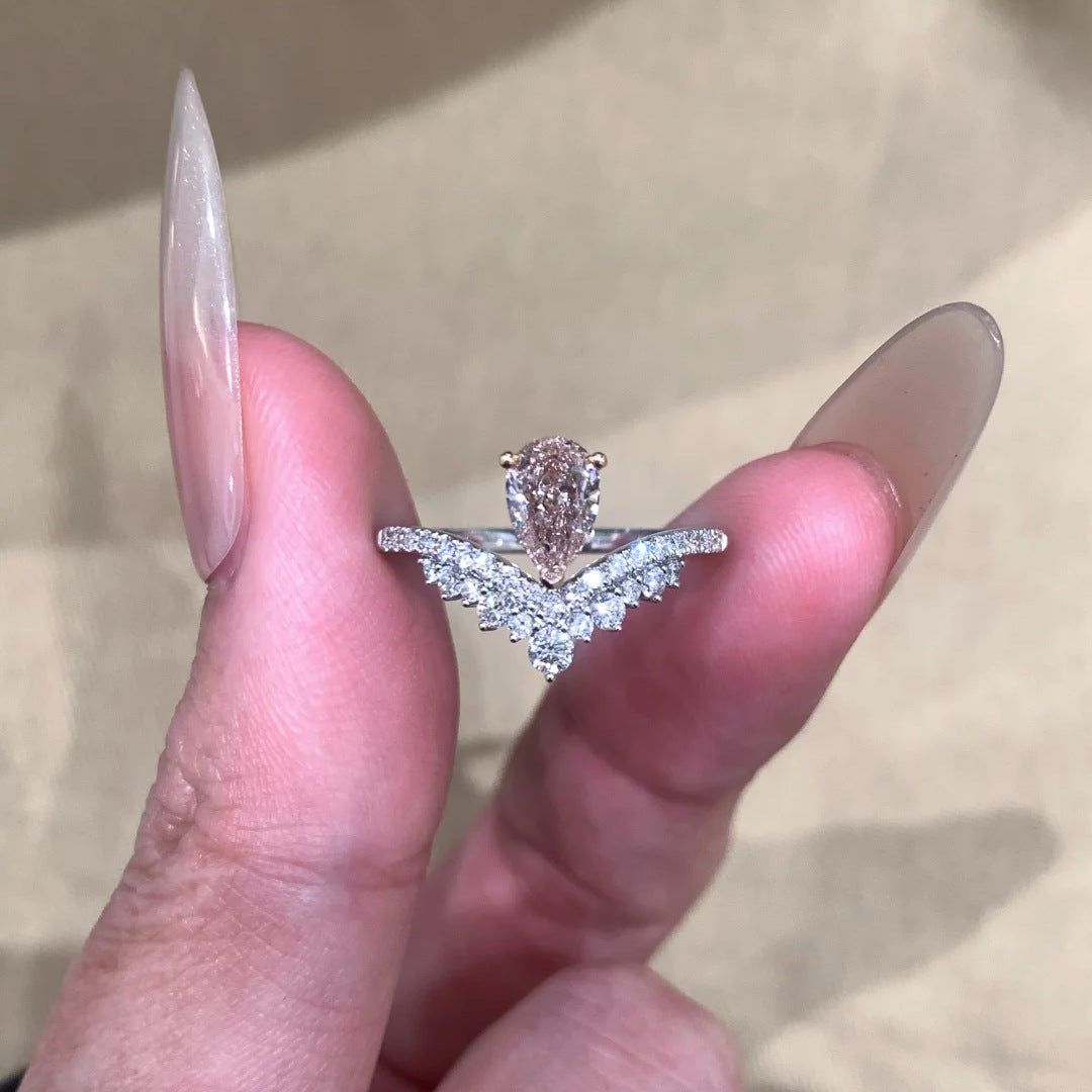 Women's Flower Cut Cube Sugar Wheat Leaf Flashing Light Luxury Drop-shaped Ring