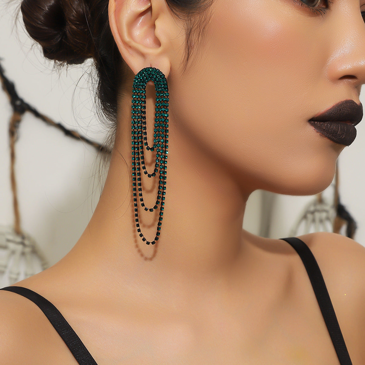Women's Luxurious Style Shiny Rhinestone Long Fashion Gradient Multicolored Tassel Earrings