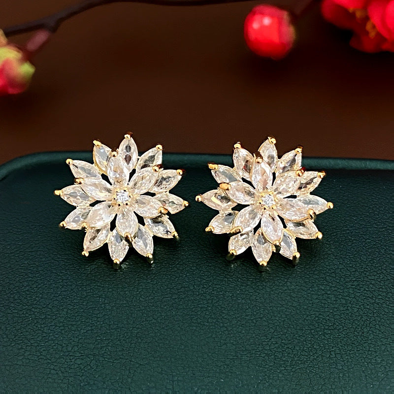 Women's Sier Needle Flower Color Zircon Mori Sweet Fashion Earrings