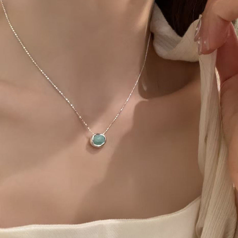 Sier Safety Lock Chinese Style White Necklace