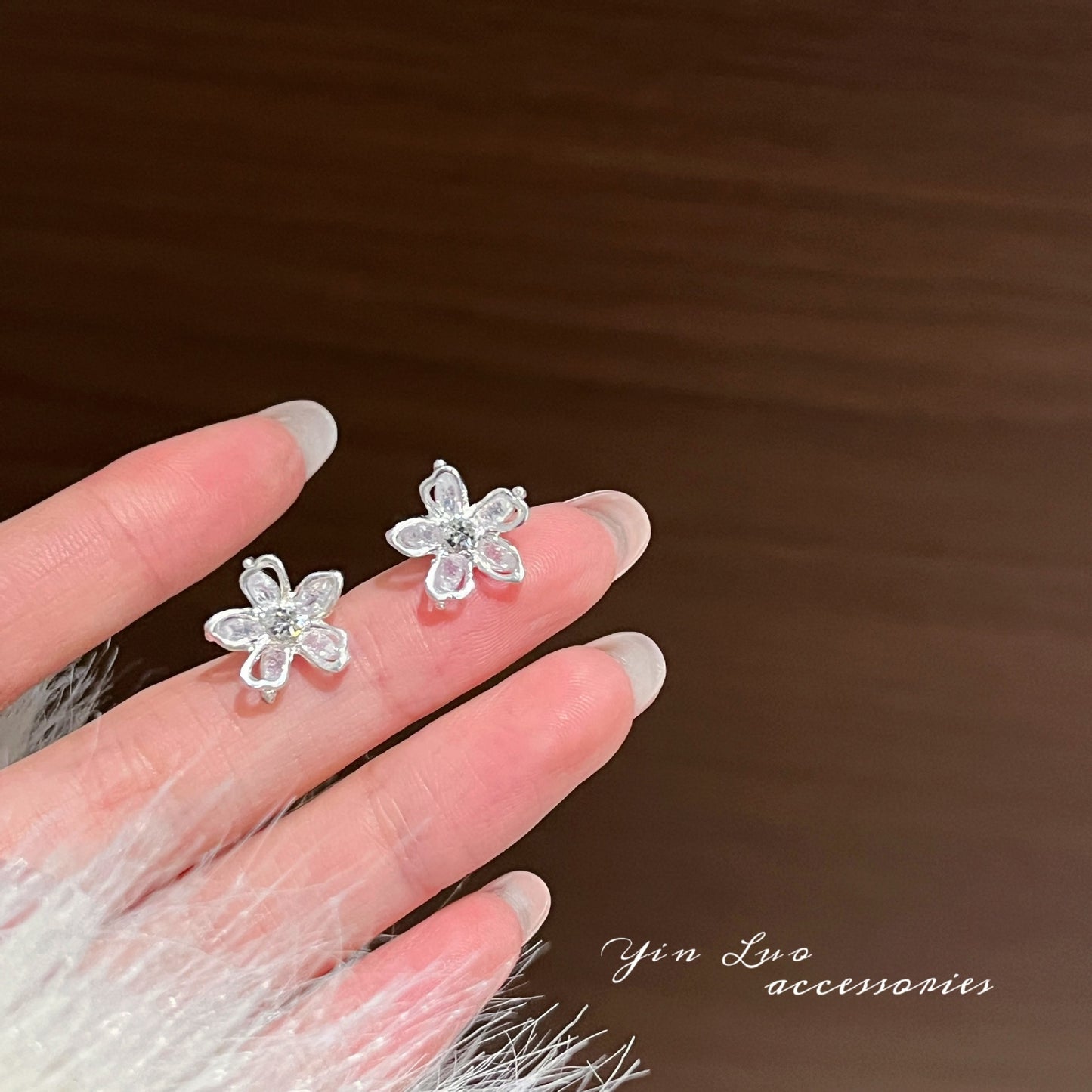 Sparking Zirconium Flower High Sense Dignified Generous Style Female Earrings