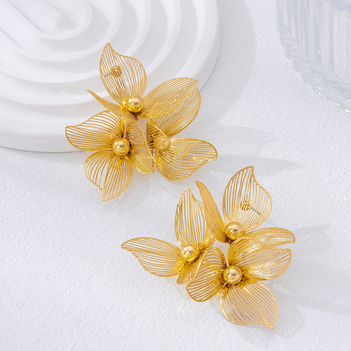 Metal Flower Exaggerated Special Interest Light Luxury Earrings