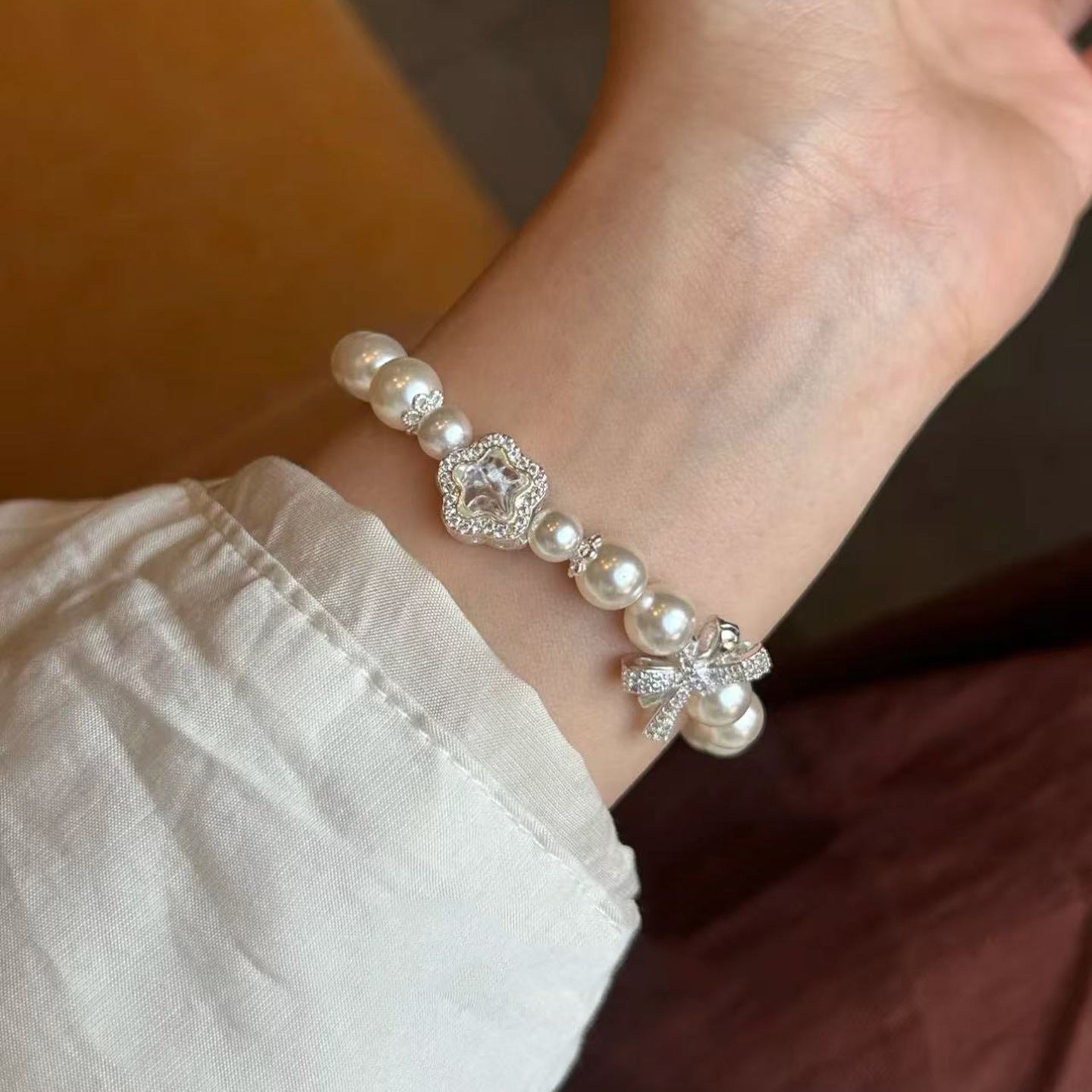Women's French Court Pearl Retro Elegance High-grade Bracelets