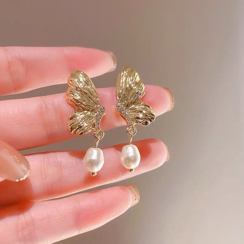 Women's Light Luxury Personality Butterfly Tassel High-grade Fashion Sweet Cool Earrings