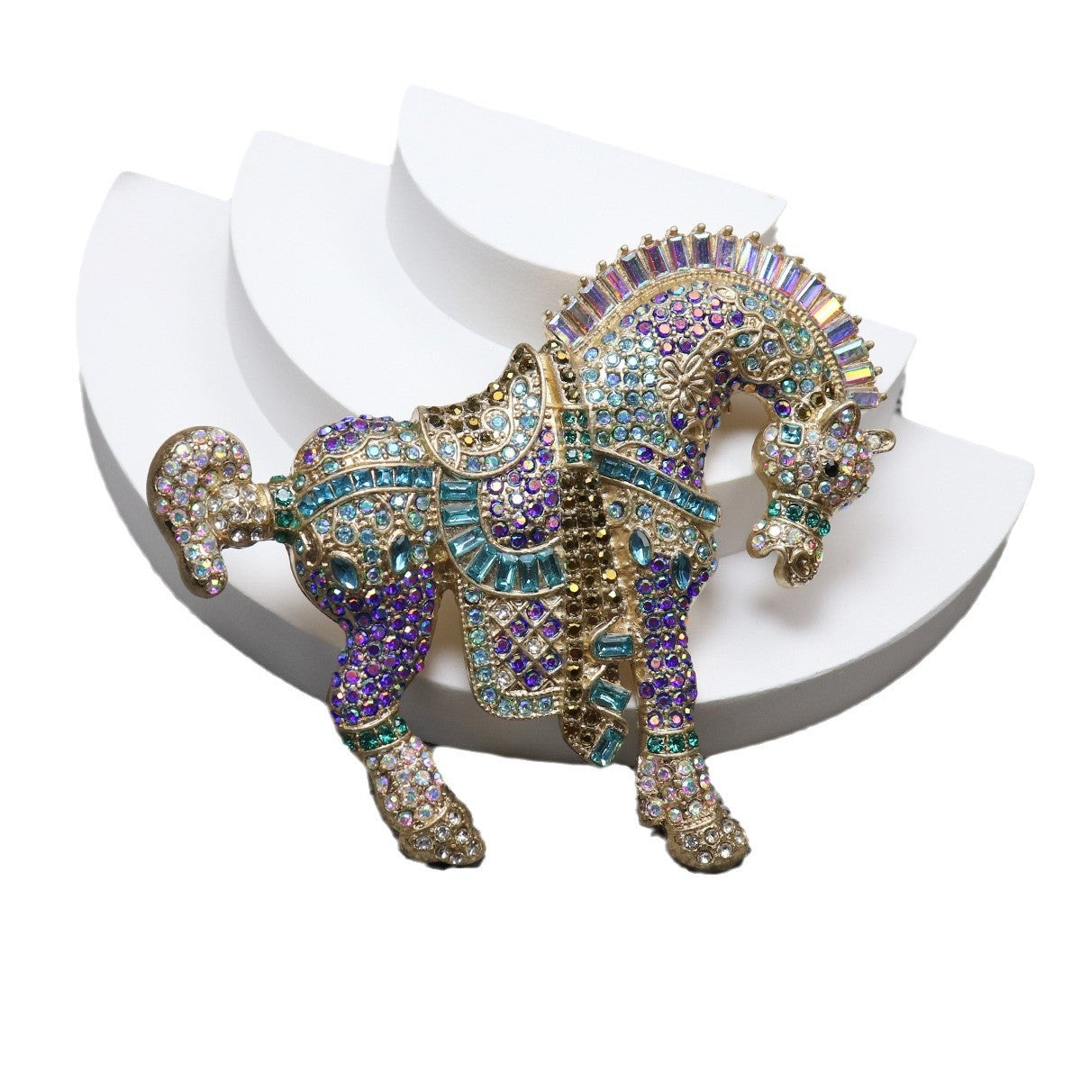 Fashion Trendy Tang Tricolor Horse Brooch Brooches