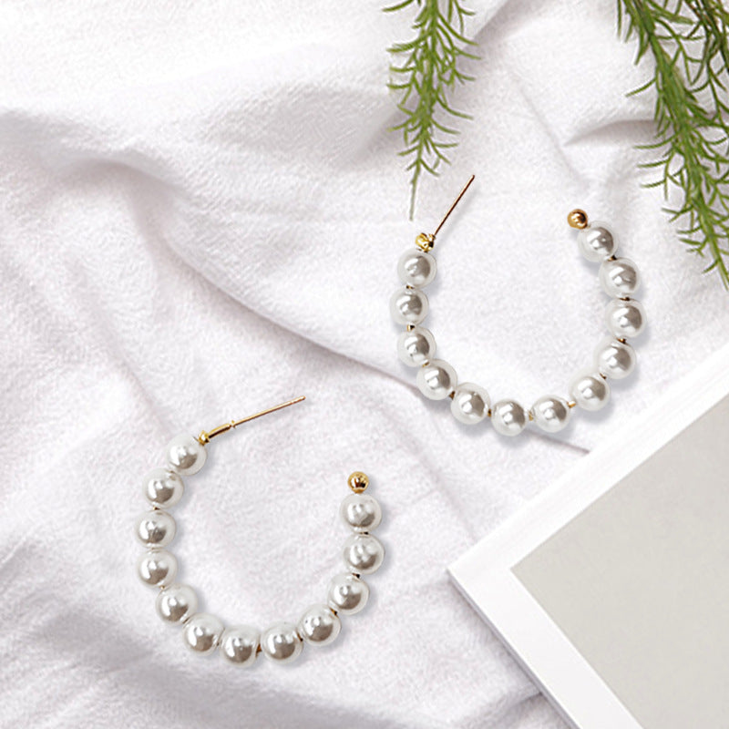 Women's Style Shaped Semicircle Pearl For Light Earrings