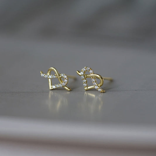 Women's Trendy Love Heart Simple Niche Light Stud Earrings