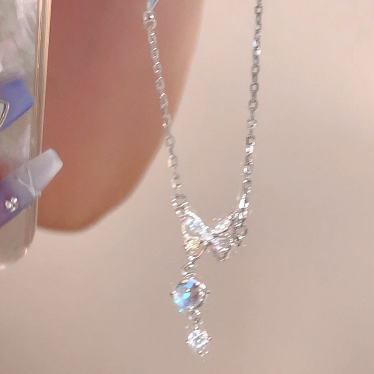 Women's High-grade Butterfly Pearl Style Niche Clavicle Chain Light Luxury Necklaces