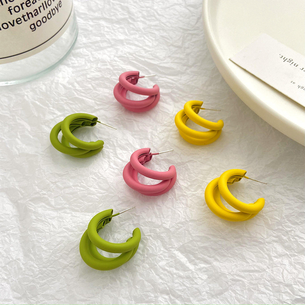 Women's Style Fresh Simple Shaped Retro Round Stud Earrings