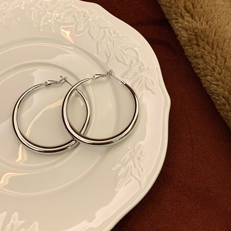 Circle Fashion Design Sense Ear Elegance Retro Simple Earrings